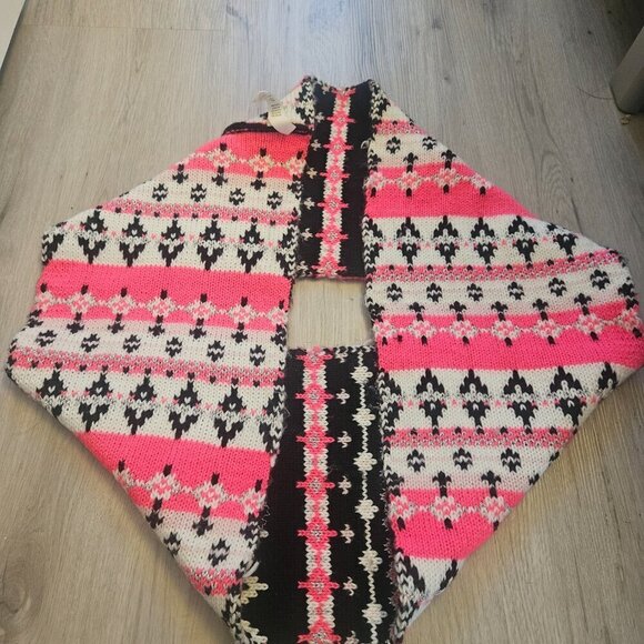 Girls Children’s Place Reversible Infinity Scarf Pink Black Knit - Picture 4 of 8